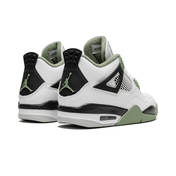 19262755_44332219_2048.jpg 19262755_44332219_2048.jpg